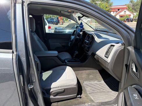 Used 2016 Chevrolet Colorado W/T w/ WT Convenience Package AWD/4WD image 11