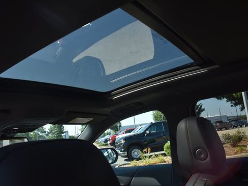 New 2027 Chevrolet Equinox RS w/ LPO, Floor Liner Package FWD image 18