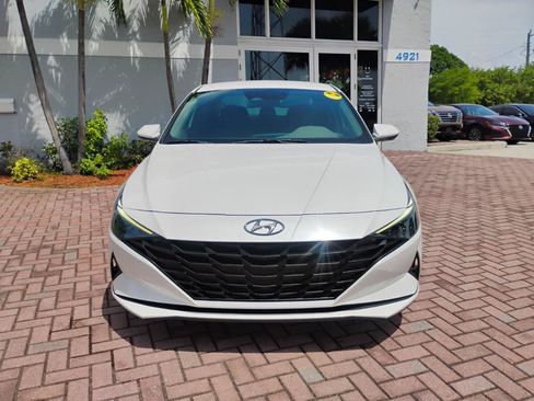 Used 2023 Hyundai Elantra SEL FWD image 23