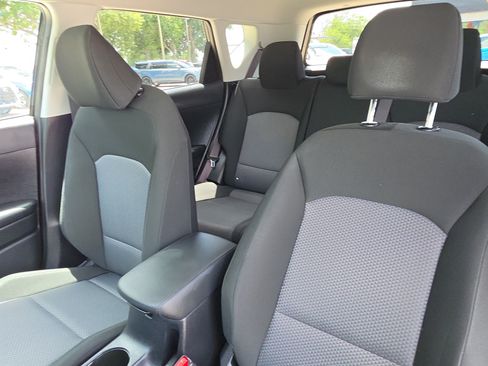 Certified 2025 Kia Soul LX FWD image 21