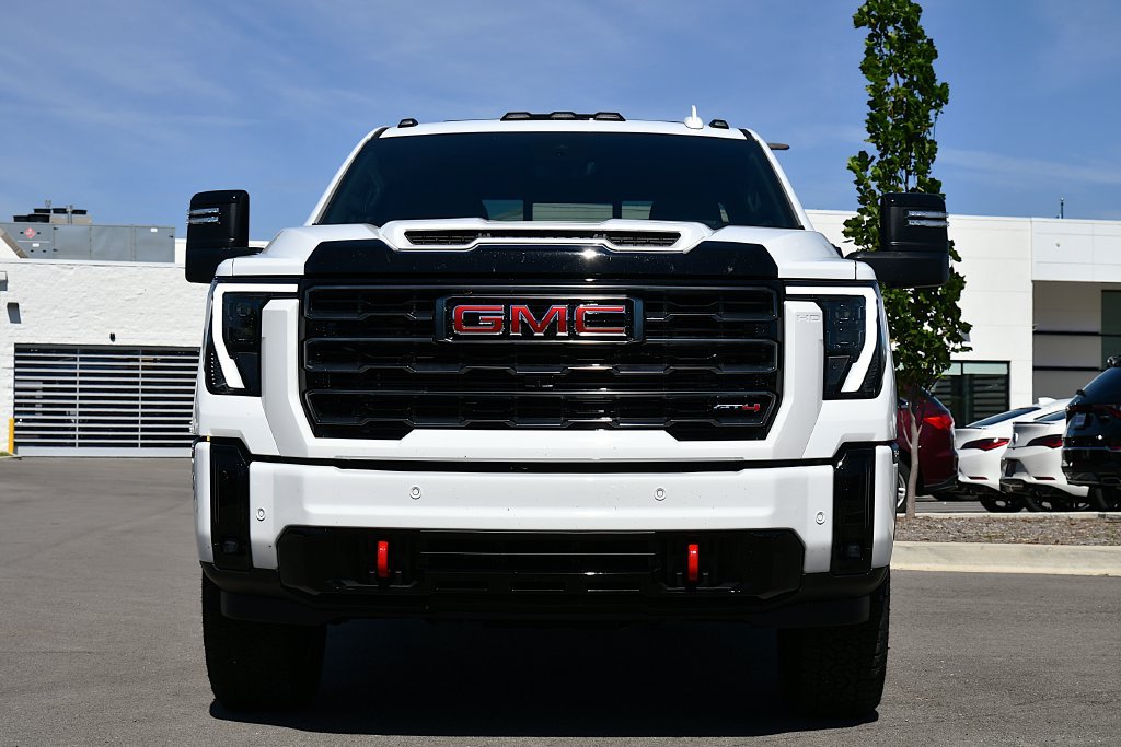 Used 2026 GMC Sierra 2500 AT4 w/ AT4 Premium Plus Package AWD/4WD image 3