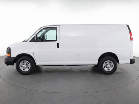Used 2025 Chevrolet Express 3500 LT w/ LT Preferred Equipment Group RWD image 5
