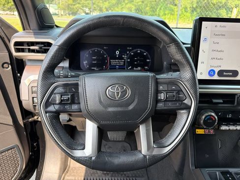 Used 2024 Toyota Tacoma TRD Off-Road w/ TRD Off Road Upgrade Package AWD/4WD image 15