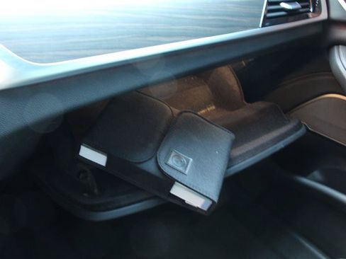 Used 2021 BMW M550i xDrive AWD/4WD image 37