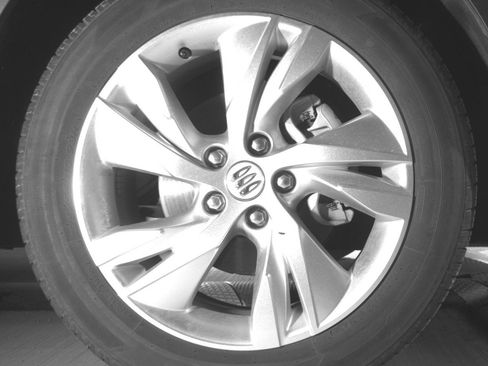 Used 2025 Buick Encore GX Preferred image 13