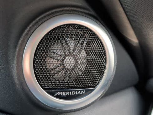 Used 2025 Land Rover Range Rover Evoque Dynamic SE image 29