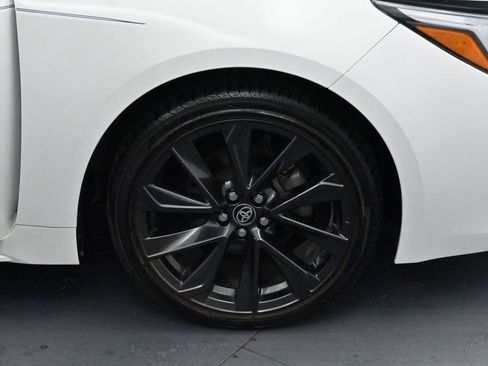 Used 2024 Toyota Corolla XSE FWD image 30