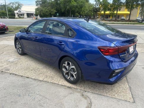 Used 2019 Kia Forte LXS FWD image 7