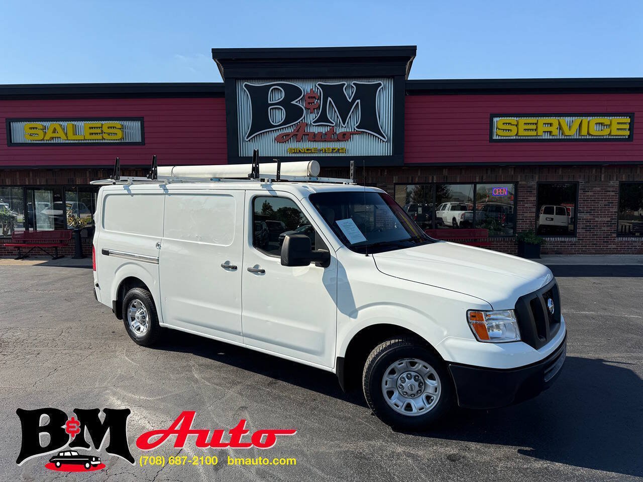 Used 2020 Nissan NV 1500 SV RWD image 1
