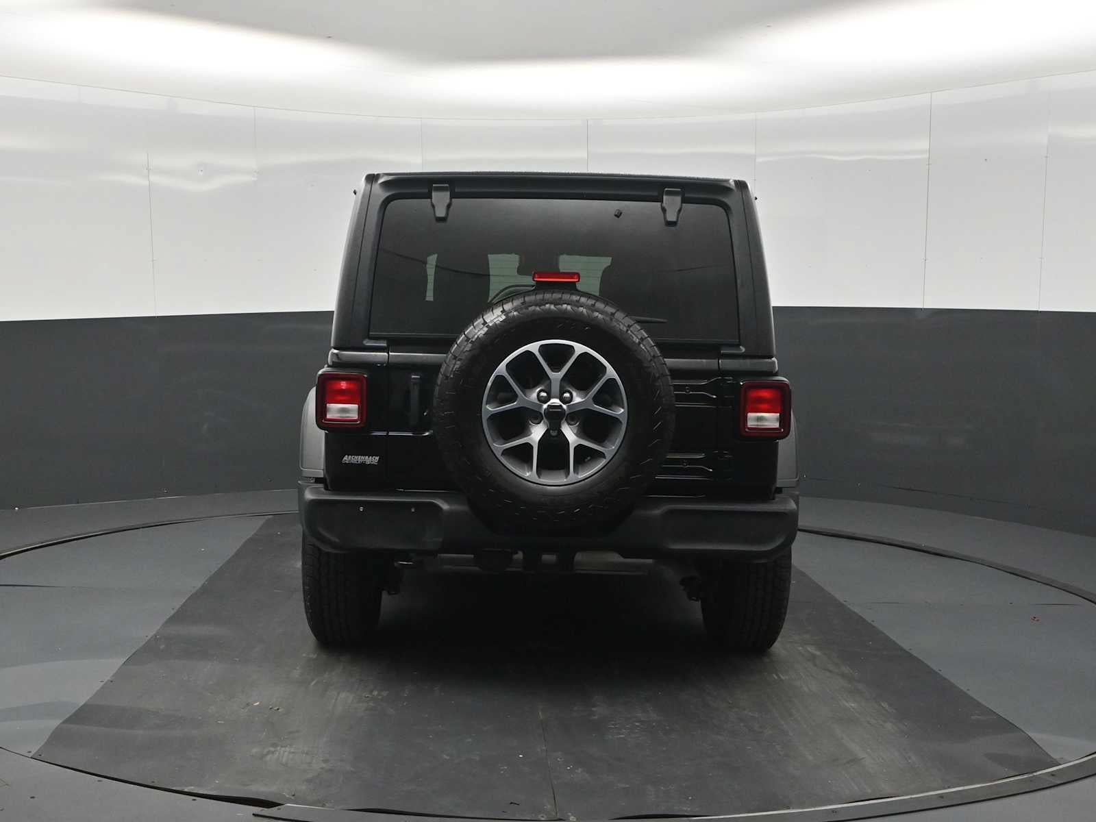 Used 2024 Jeep Wrangler Unlimited Sport AWD/4WD image 8