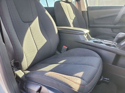 Used 2013 Chevrolet Equinox LS image 32