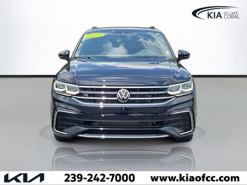 Used 2024 Volkswagen Tiguan SEL R-Line AWD/4WD image 2
