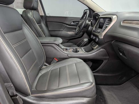 Used 2023 GMC Acadia Denali AWD/4WD image 44