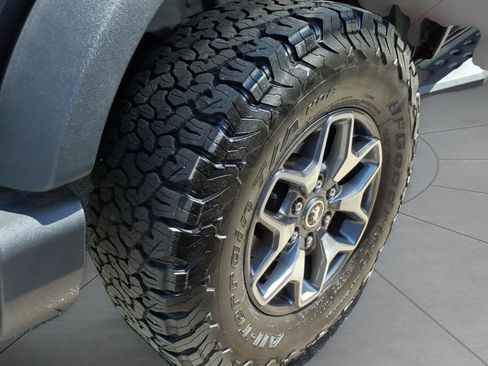 Used 2023 Ford Bronco Badlands AWD/4WD image 5