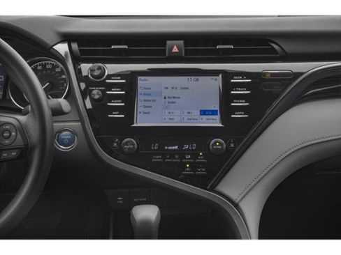 Used 2019 Toyota Camry LE FWD image 13