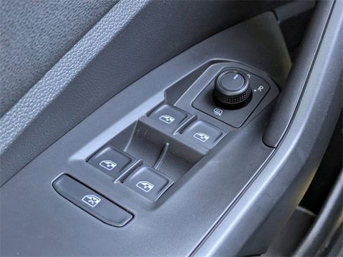 Used 2020 Volkswagen Jetta R-Line image 21