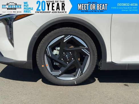 Used 2025 Kia K4 EX image 14