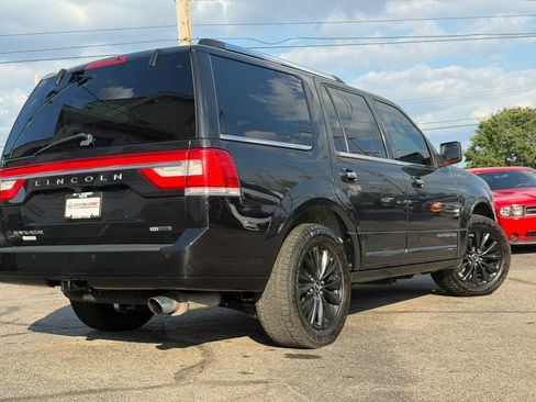 Used 2015 Lincoln Navigator 4WD image 23