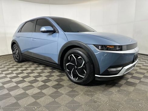 Used 2024 Hyundai Ioniq 5 SEL image 2