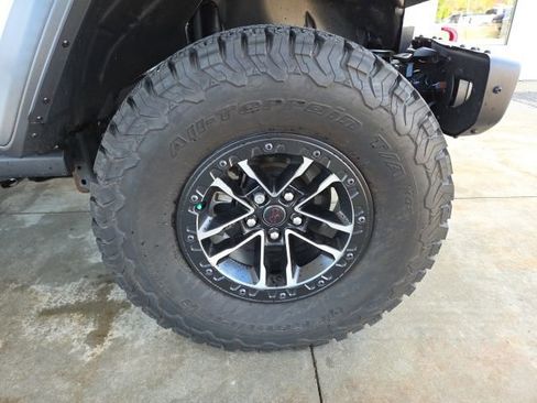 Used 2024 Jeep Wrangler Unlimited Rubicon w/ XTREMEE 35" Tire Package image 80