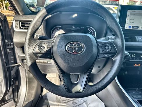 Used 2023 Toyota RAV4 XLE image 23