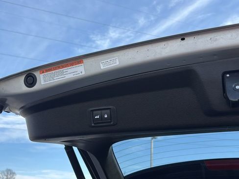 Used 2024 Mitsubishi Outlander SE image 36