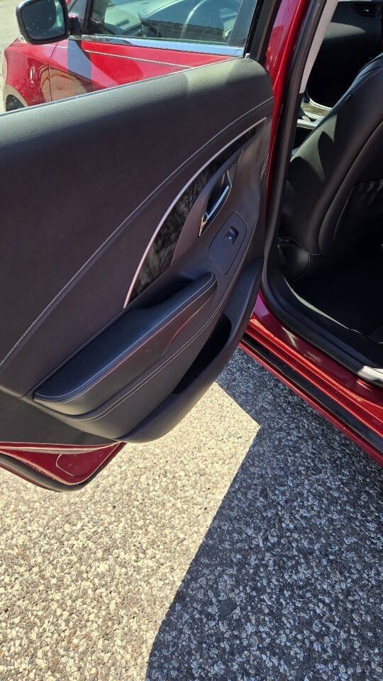 Used 2014 Buick LaCrosse Leather FWD image 10
