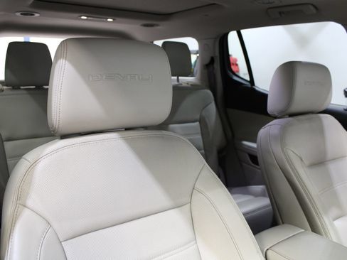 Used 2017 GMC Acadia Denali AWD/4WD image 39