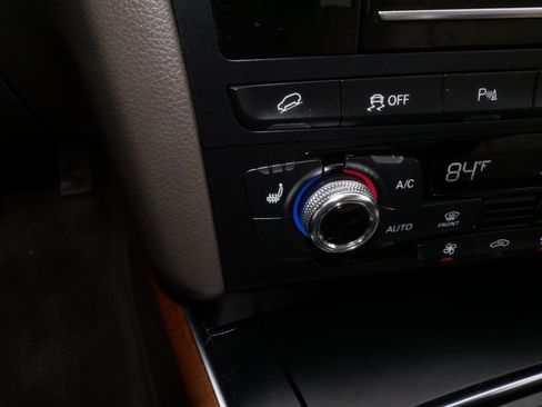 Used 2015 Audi Q5 2.0T Premium Plus w/ Technology Package image 29