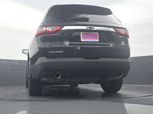 Used 2020 Chevrolet Traverse LS w/ LPO, Floor Liner Package image 31