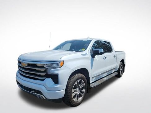 Used 2026 Chevrolet Silverado 1500 High Country w/ Technology Package AWD/4WD image 4