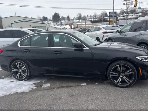 Used 2020 BMW 330i xDrive Sedan w/ Premium Package image 4