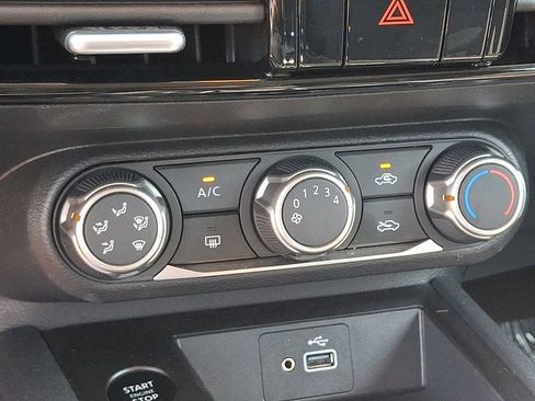 Certified 2025 Nissan Kicks S AWD/4WD image 16