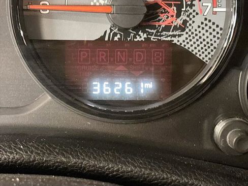 Used 2016 Jeep Wrangler Unlimited Sahara AWD/4WD image 11