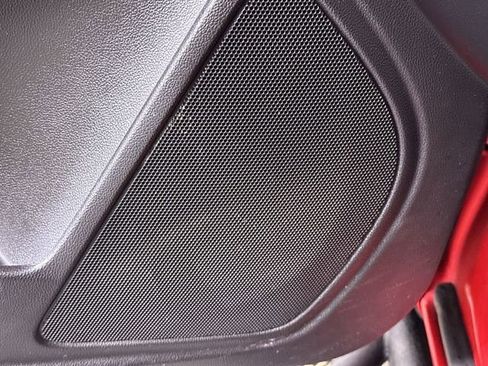 Used 2018 GMC Canyon SLE w/ SLE Convenience Package image 25