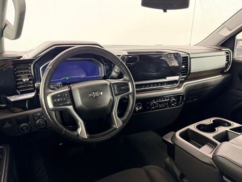 Used 2022 Chevrolet Silverado 1500 RST image 14
