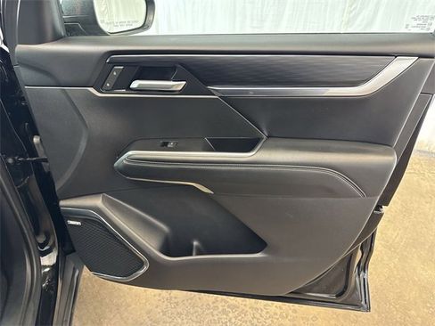 Certified 2025 GMC Acadia Elevation image 30