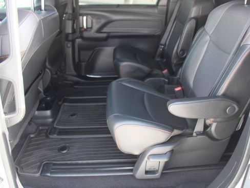 Certified 2021 Toyota Sienna XSE w/ XSE Plus Package AWD/4WD image 13