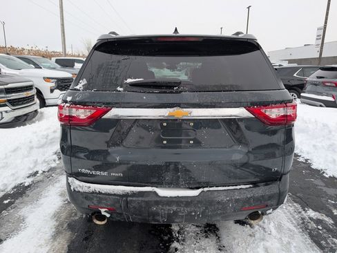 Used 2021 Chevrolet Traverse LT w/ LPO, Cargo Package image 6