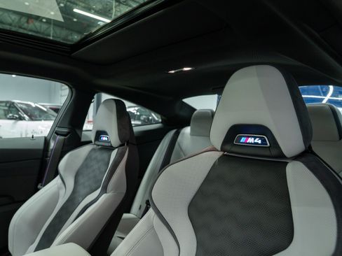 Used 2026 BMW M4 Competition w/ Executive Package RWD image 17