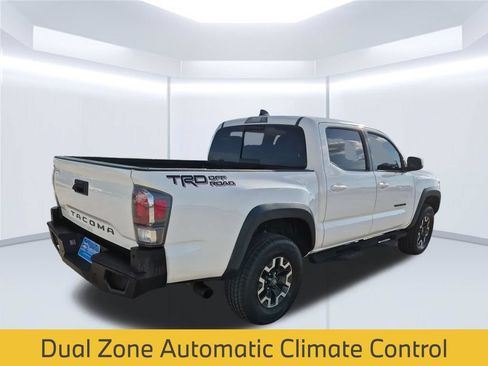 Used 2022 Toyota Tacoma TRD Off-Road w/ TRD Premium Off Road Package RWD image 6