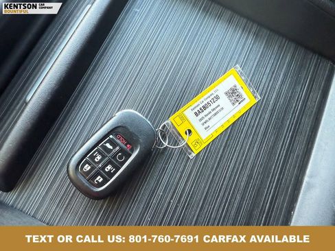 Used 2025 Honda Odyssey Sport-L image 40