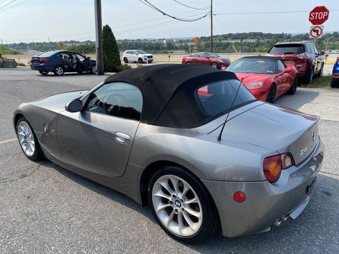 Used 2004 BMW Z4 2.5i RWD image 11