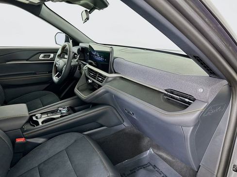 New 2026 Ford Explorer Tremor image 30