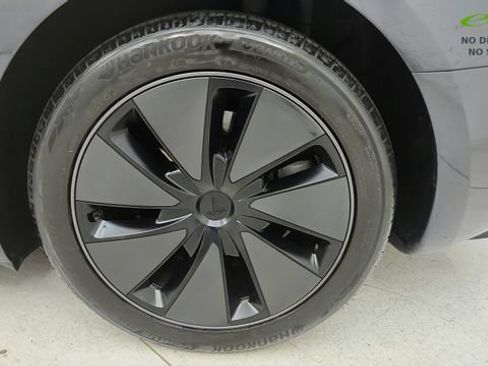 Used 2025 Tesla Model 3 Long Range RWD image 73