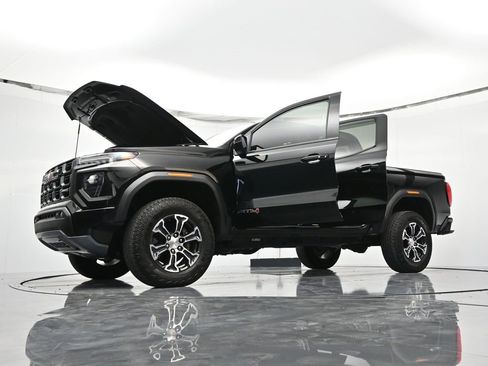 Used 2024 GMC Canyon AT4 w/ Technology Package image 48