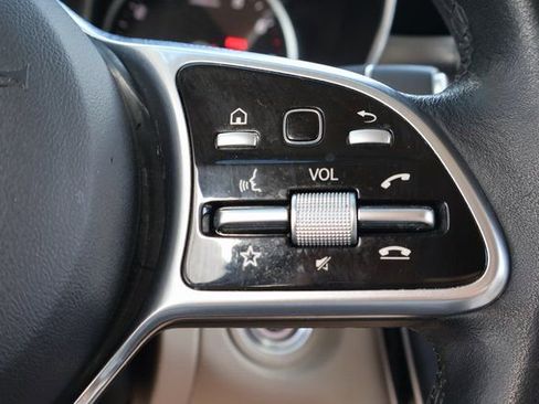 Used 2020 Mercedes-Benz GLC 300 GLC 300 image 23