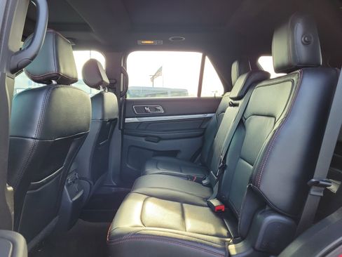 Used 2016 Ford Explorer Sport image 10