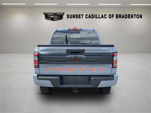 Used 2025 Nissan Frontier PRO-4X AWD/4WD image 4