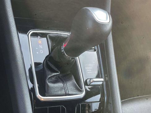 Certified 2024 Jeep Compass Latitude image 3